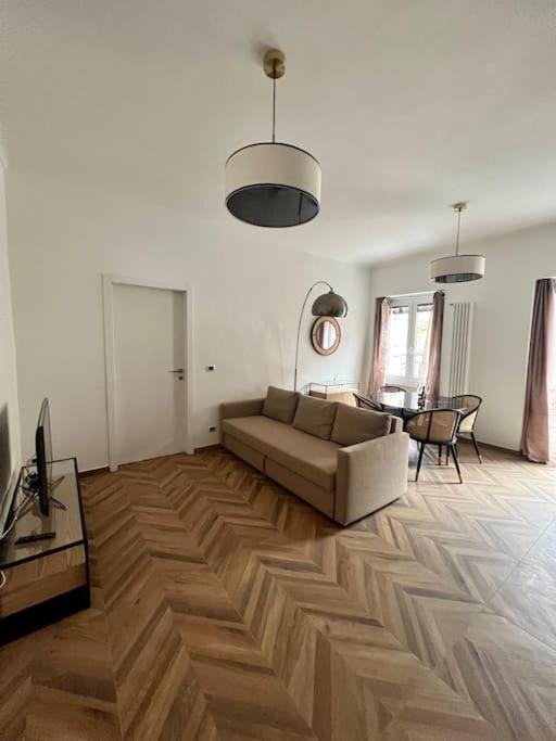 Casa Sassari - Vicino Porta Susa F.S. Торино Екстериор снимка