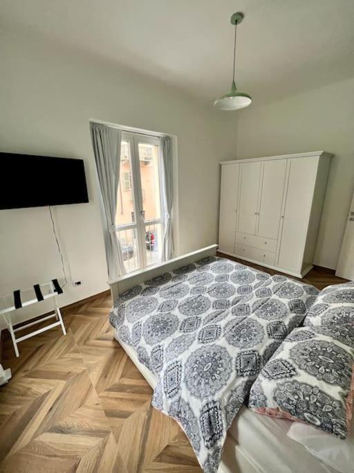 Casa Sassari - Vicino Porta Susa F.S. Торино Екстериор снимка