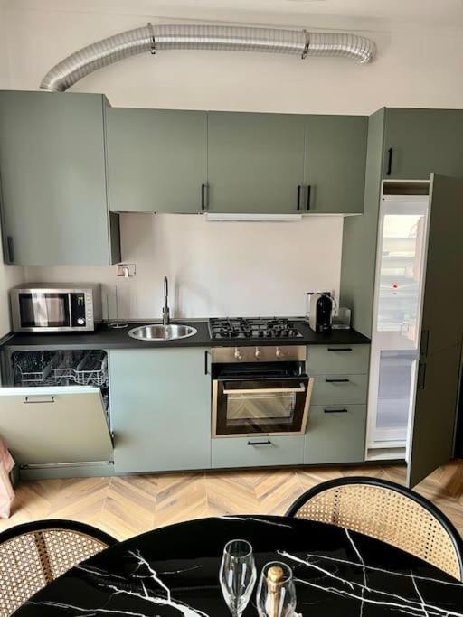 Casa Sassari - Vicino Porta Susa F.S. Торино Екстериор снимка
